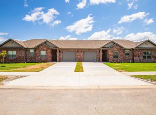 1720 Booker Cir, Pea Ridge, AR 72751