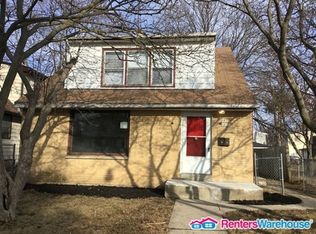 5812 N 93rd St, Milwaukee, WI 53225