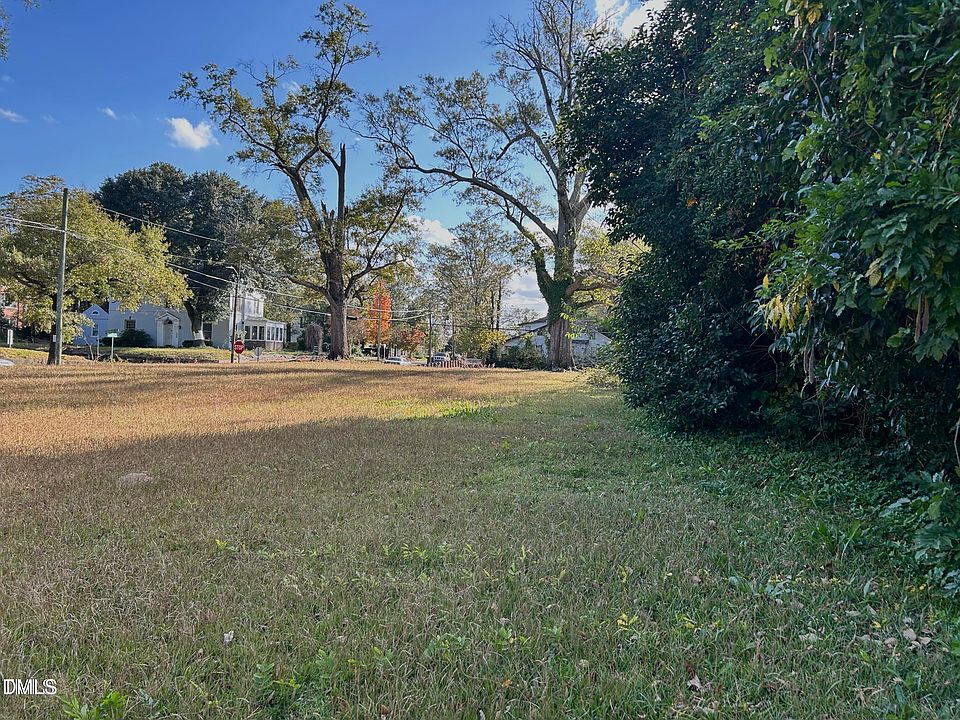 2nd image of 413 E Walnut St Lot 15-17