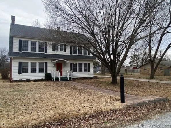 1134 Arapahoe Ave, Hartshorne, OK 74547