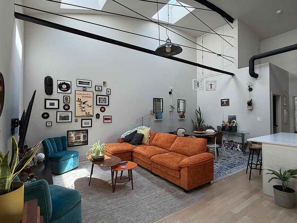 1st image of 3061 W Logan Blvd #2