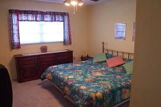 5th image of 36 Sea Isle Condo Key Colony
