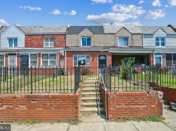 3424 Dix St NE, Washington, DC 20019