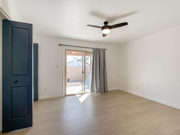 5th image of 2443 W Kilarea Ave