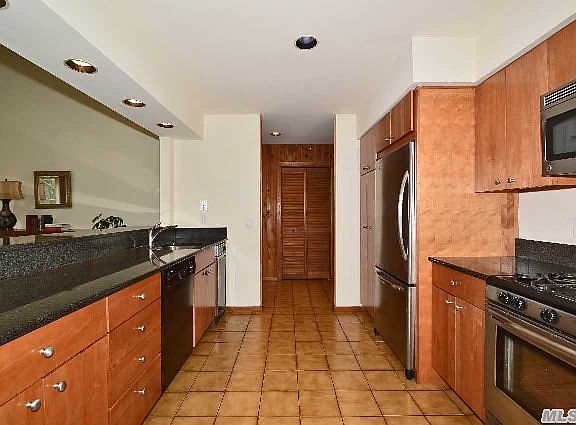 3rd image of 12 Sandpiper Ln