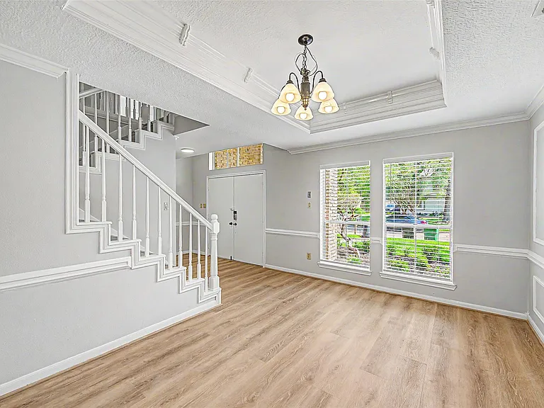 11651 Trailmont Dr — Photo 7