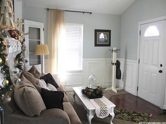 Reverse Living Room