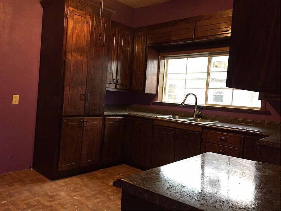 1st image of 2920 Texas St