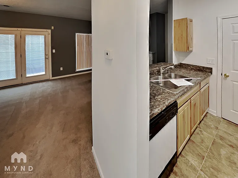 6325 Mallard View Ln — Photo 4