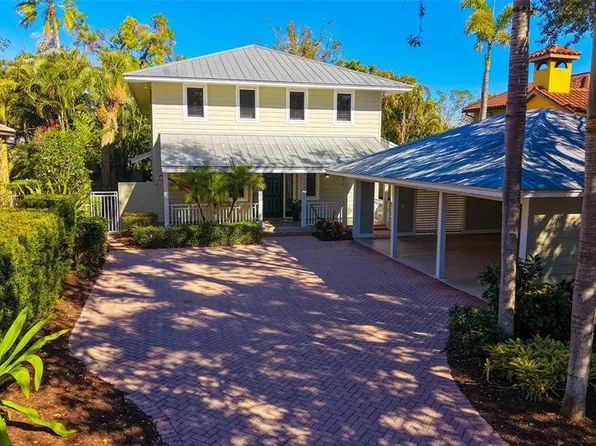 1695 Hyde Park St, Sarasota, FL 34239