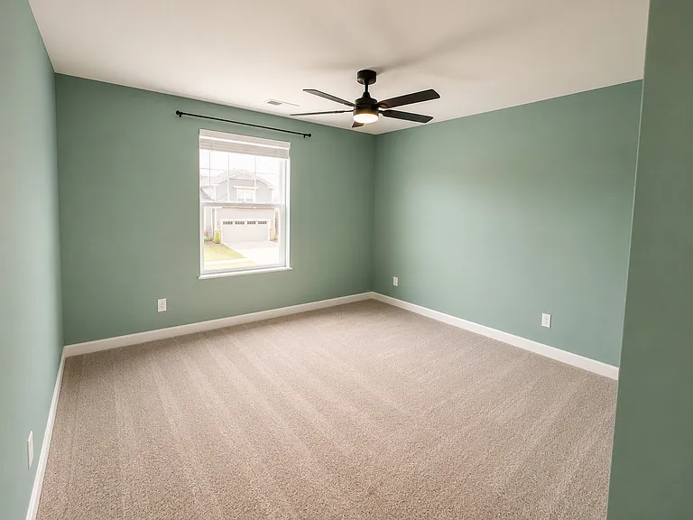 330 Ellis Ln — Photo 17