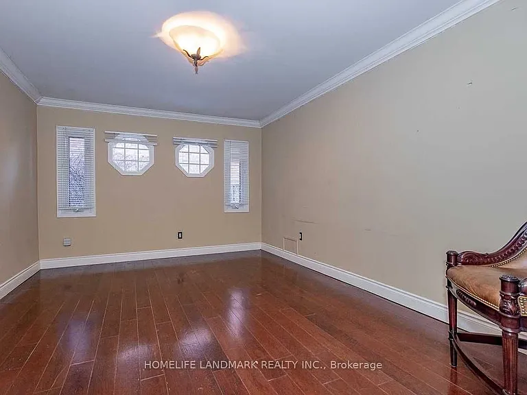 2301 Bennington Gate — Photo 27