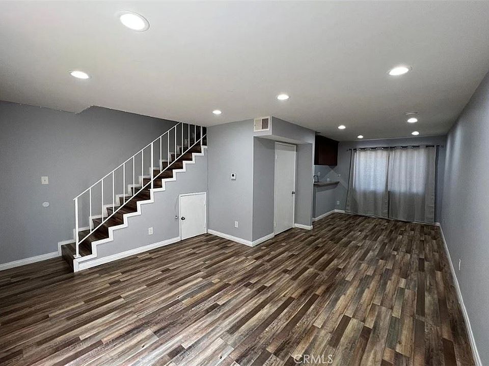 2nd image of 1827 Brigden Rd APT 3