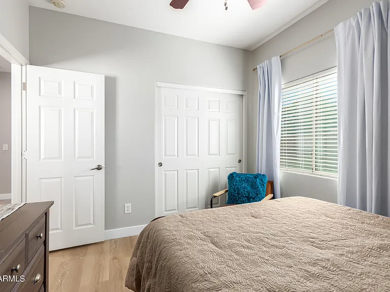 2695 E Rakestraw Ln — Photo 32