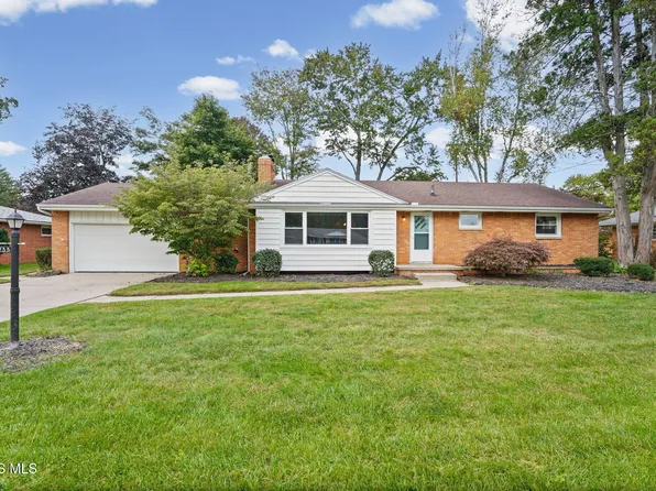 3733 Cherrywood Ln, Toledo, OH 43615