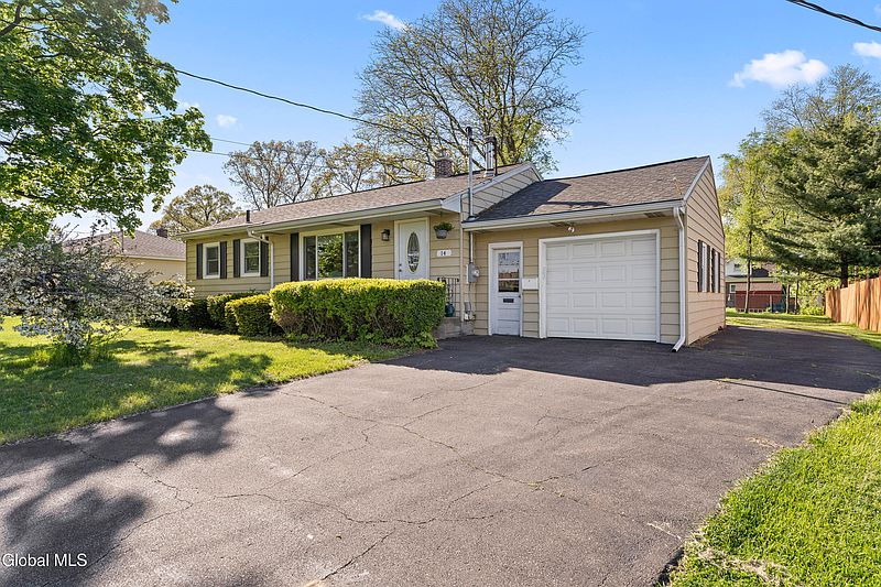 2nd image of 14 Marie Parkway