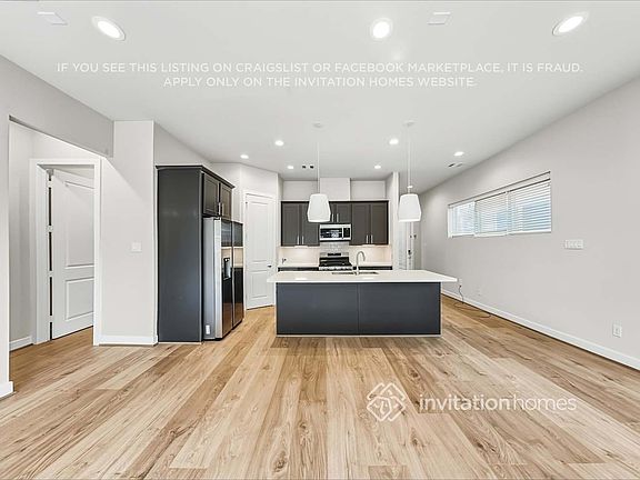 5th image of 10434 Executive Lake Dr