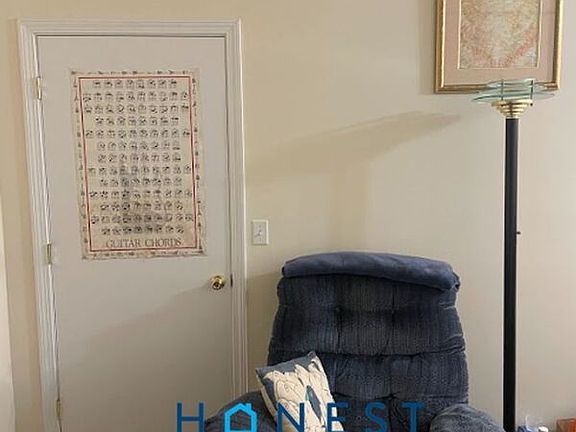 4th image of 1635 Lewiston Rd #2