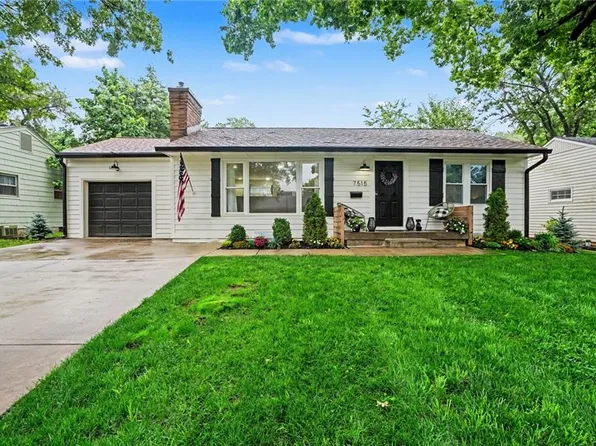 7515 Juniper Dr, Prairie Village, KS 66208
