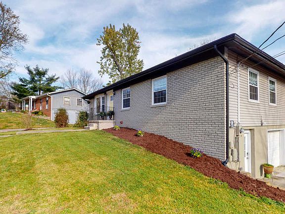 3rd image of 6146 Cougar Dr