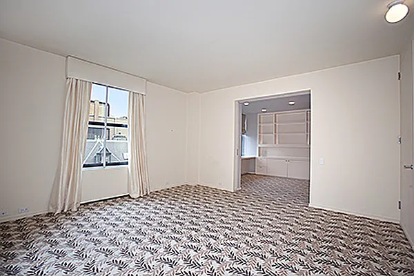 Sold by P.S. Burnham Inc. | media 21