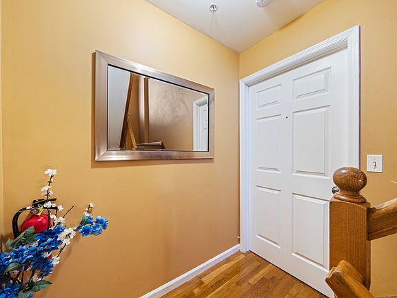 4th image of 117 Brill St Floor 2