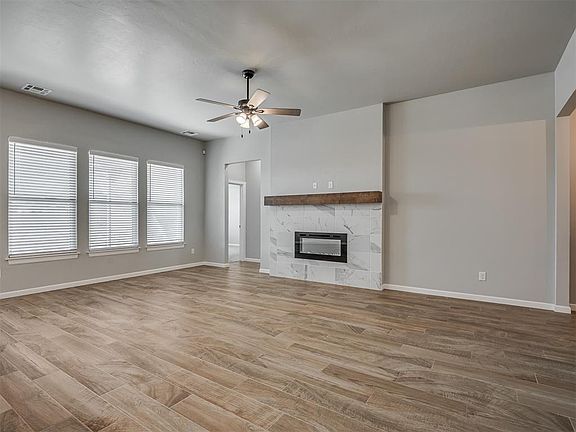 4th image of 2777 Sherwood Ct