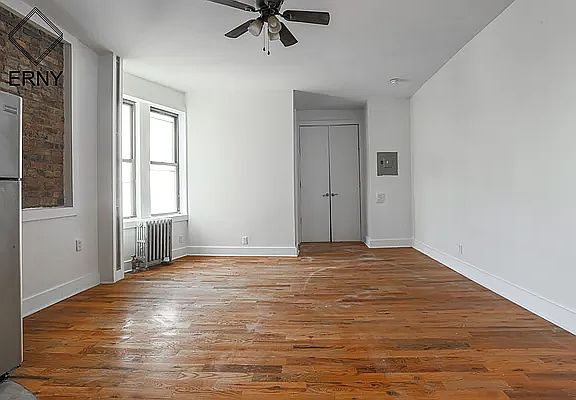 3rd image of 70 Clarkson Ave #6