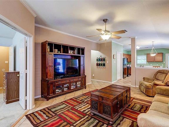 5th image of 2604 Greenlee Dr
