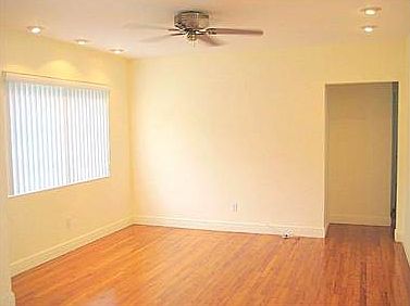 3rd image of 11124 NE 8th Ct
