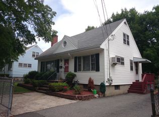 70 Edgemere Rd, West Roxbury, MA 02132