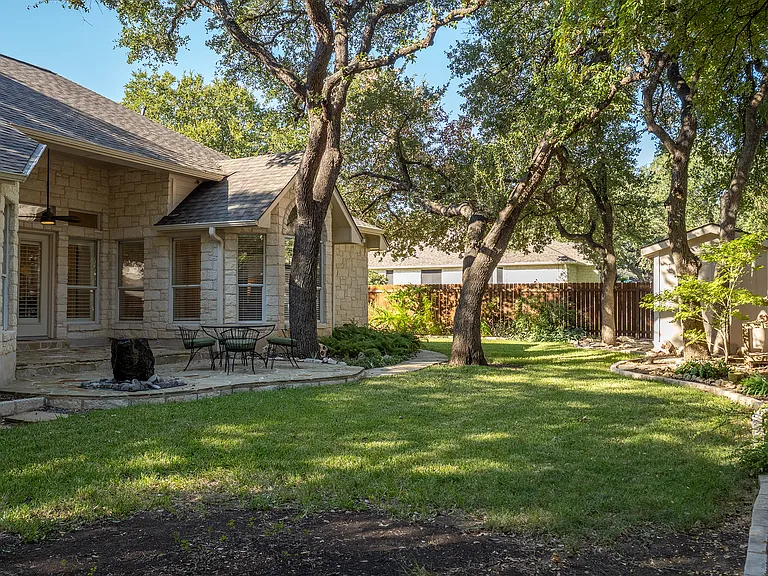 17200 Poncho Springs Ln — Photo 36