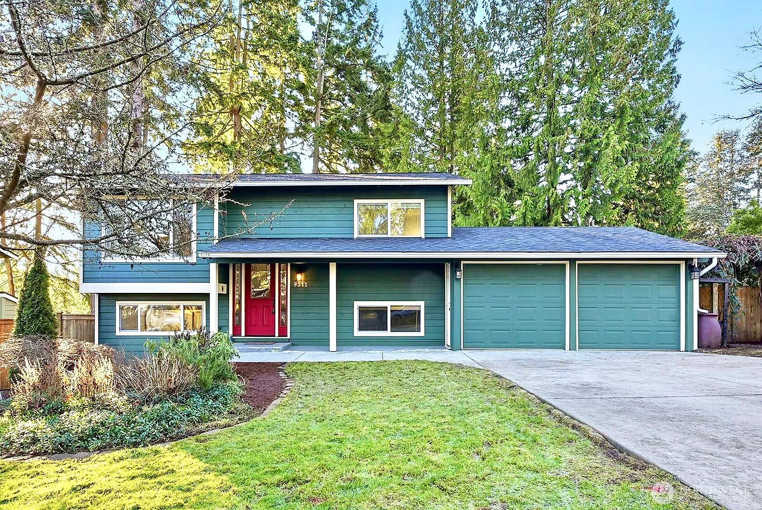 9211 NE 136th Pl photo 1
