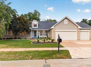 1308 Westhampton Woods Ct, Chesterfield, MO 63005