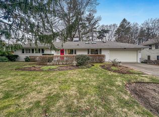284 Woodland Dr, Oakville, ON