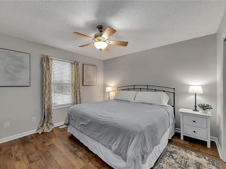 1817A Hardman Ln — Photo 14