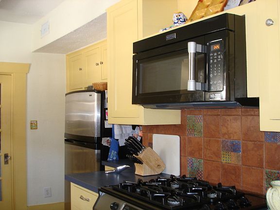 3rd image of 2515 Willing Ave