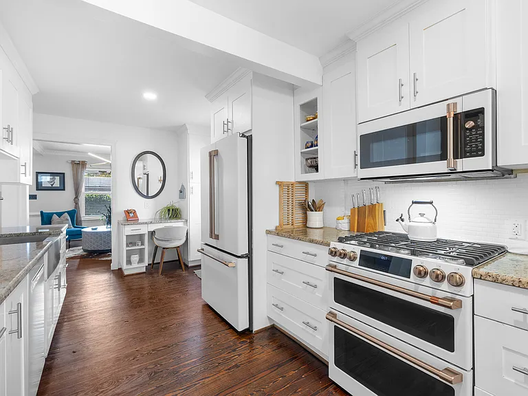 809 Virginia Ave — Photo 29