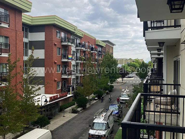 1010 Railroad Ave — Photo 66