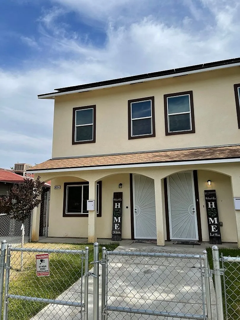 2631 E Clay Ave #A photo 1