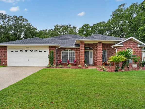 5785 Tiger Woods Dr, Milton, FL 32570