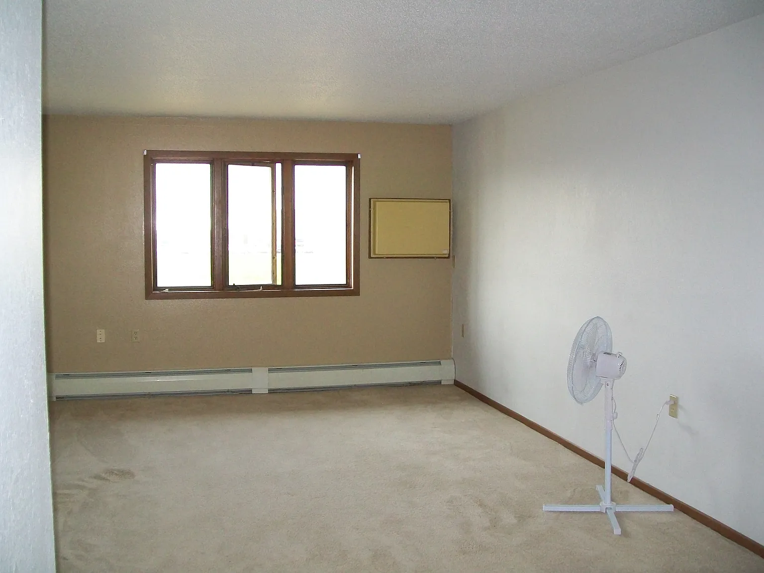 1 bed, 650 sqft, $610 — Photo 3