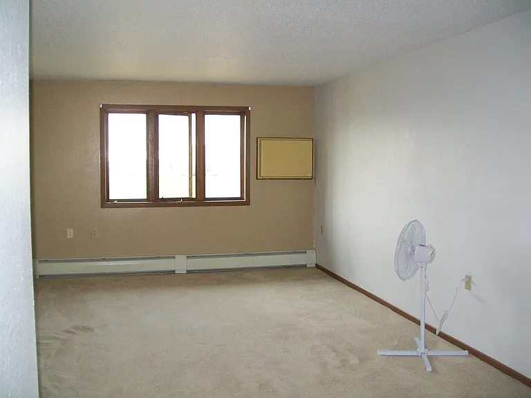 400 Remmele St SW #206 — Photo 3