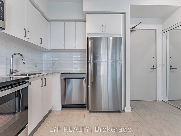 4010 Eglinton Ave W #922 — Photo 9