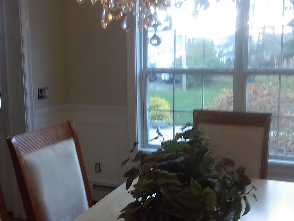 1st image of 45 Lombardy Dr