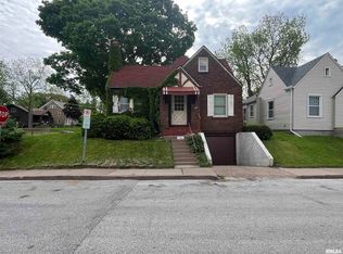 1947 N Perry St, Davenport, IA 52803