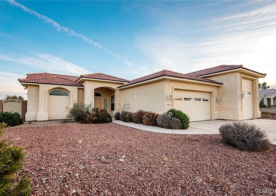1st image of 2219 Shadow Canyon Dr