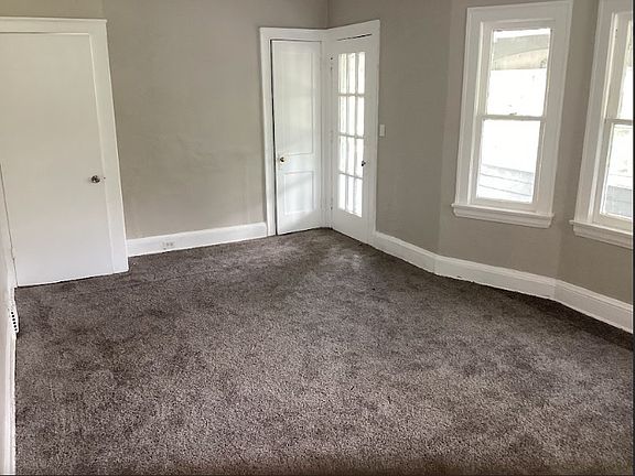 2nd image of 3434 Beechwood Ave #Ave2