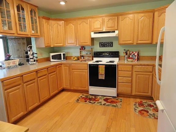 4th image of 5934 Moraga Ave