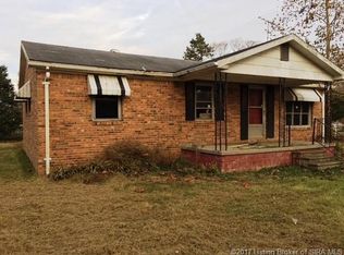 4717 S Clark Rd, Scottsburg, IN 47170